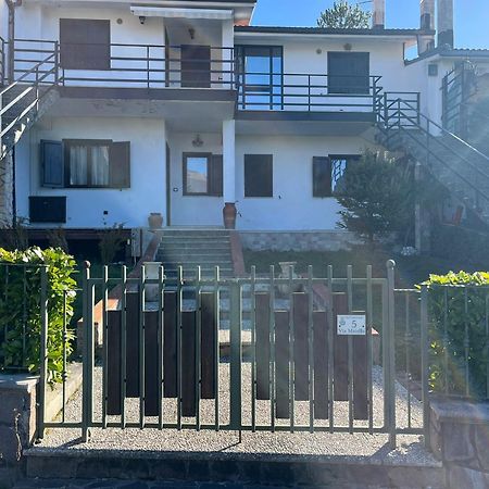 Appartamento Il Rifugio Di Carmine Castel Di Sangro Esterno foto